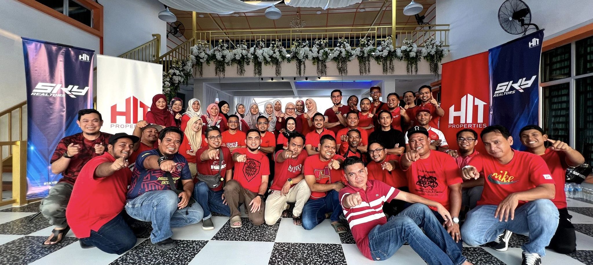 Pasukan perunding SKY Realtors Group